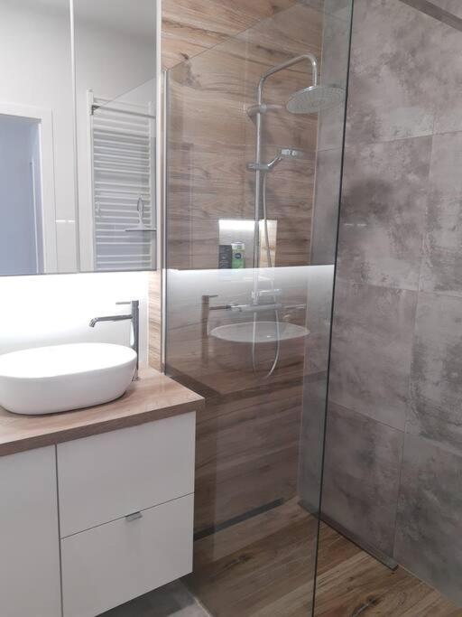 New Apartment Wolynska - Przestronny, Z Widokiem, Czysto, Parking, Balkon Rzeszów Exteriör bild
